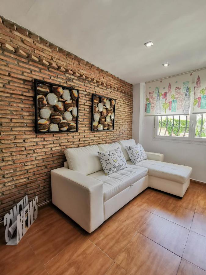 Apartamentos Turisticos Tronca Luxury กรานาดา ภายนอก รูปภาพ