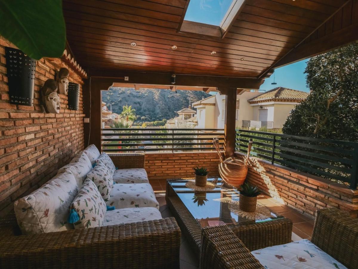 Apartamentos Turisticos Tronca Luxury กรานาดา ภายนอก รูปภาพ