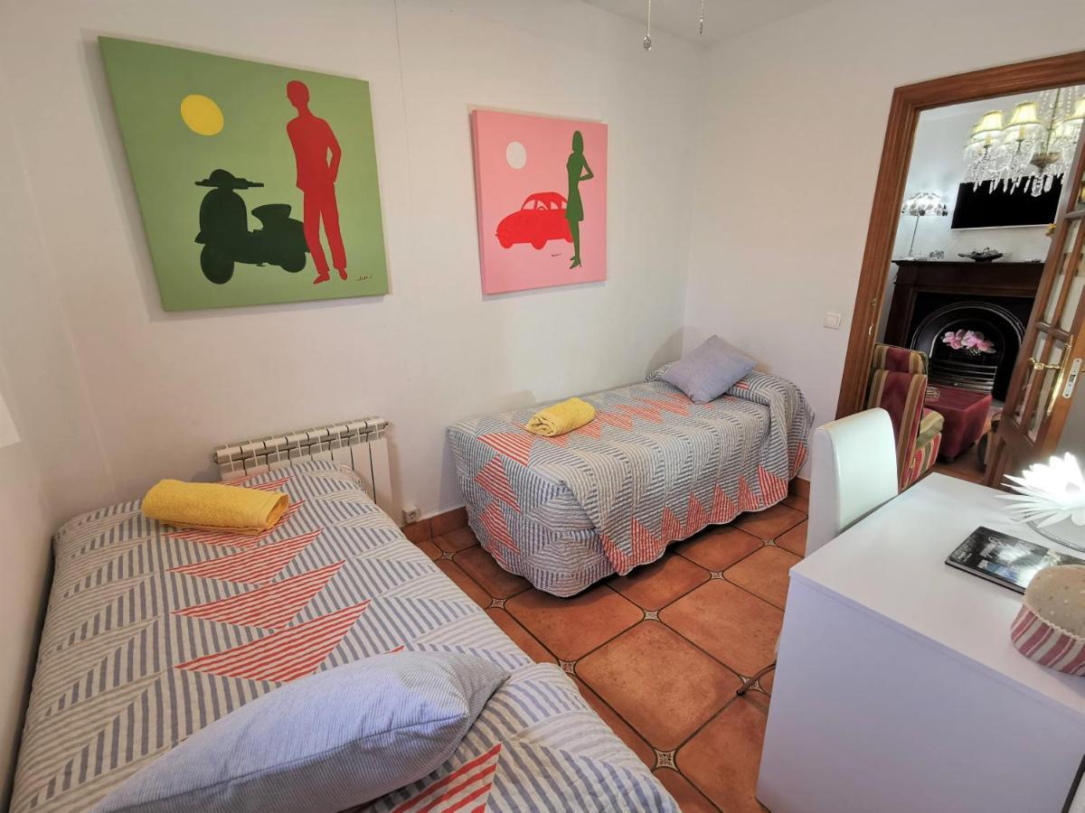 Apartamentos Turisticos Tronca Luxury กรานาดา ภายนอก รูปภาพ