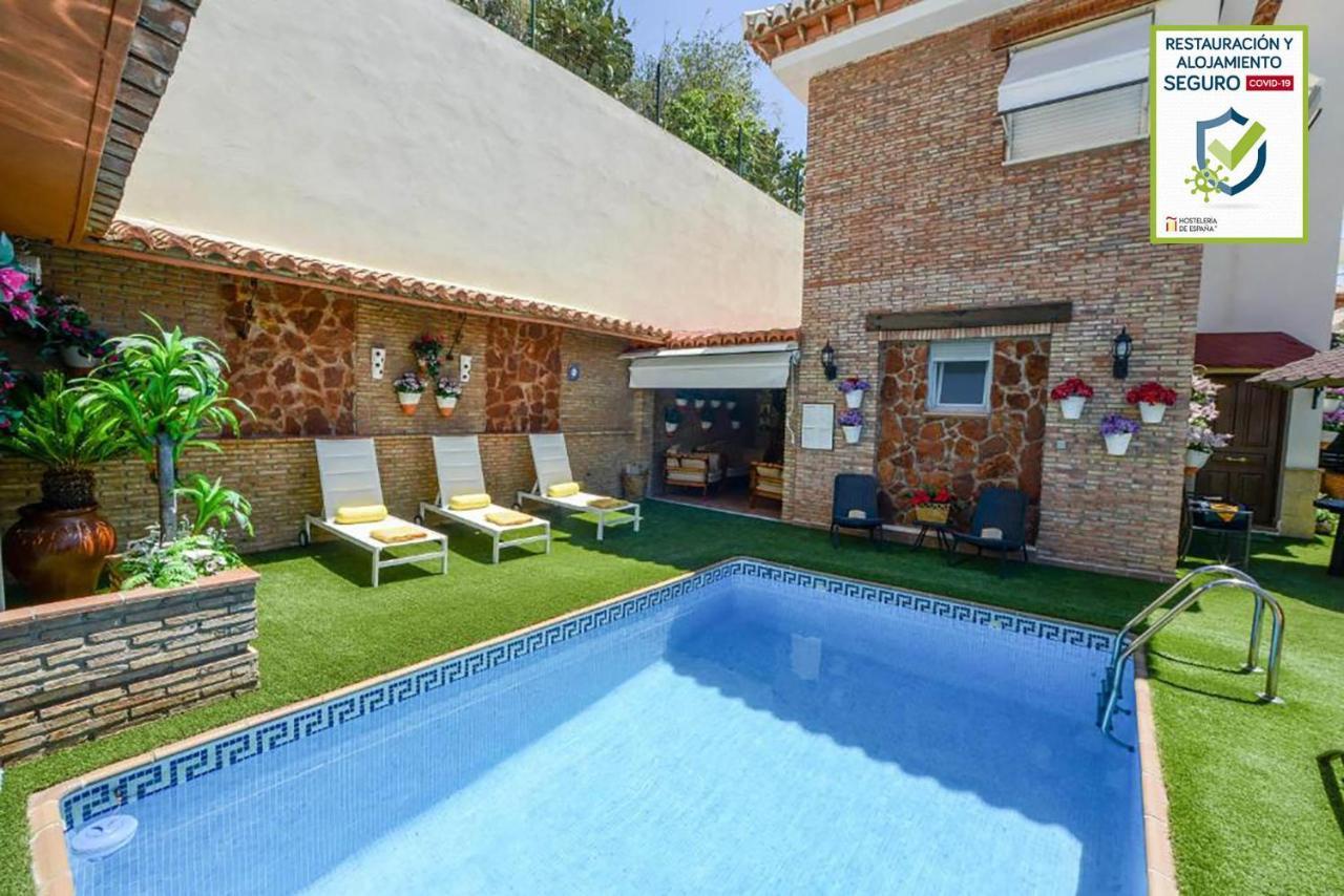 Apartamentos Turisticos Tronca Luxury กรานาดา ภายนอก รูปภาพ